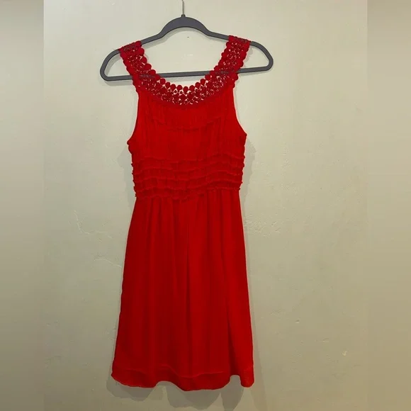 Max Studio Red Sleeveless Dress with Lace Detail. Ruched Waist. Size Medium. - Picture 5 of 5